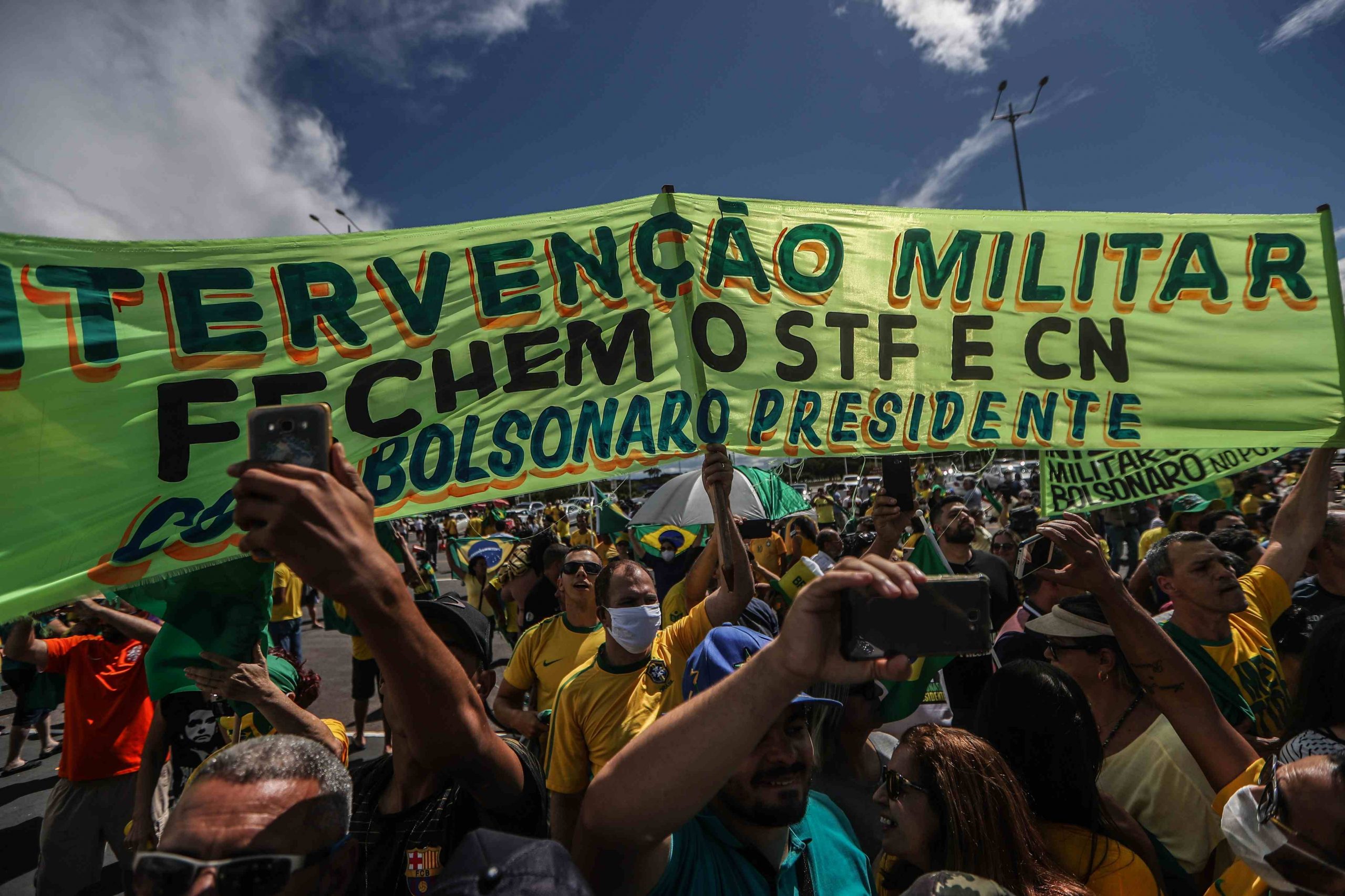 Após derrotar o fascismo nas urnas vamos ter que desbolsonarizar o Brasil