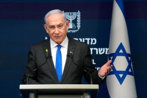 Benjamin Netanyahu falando durante uma entrevista coletiva em Jerusalém em 2 de setembro de 2024. (Ohad Zwigenberg / AFP via Getty Images)