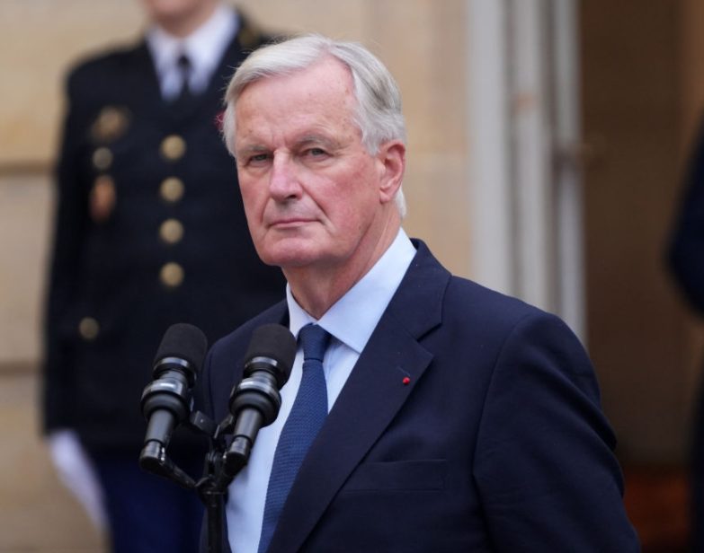 Michel Barnier durante um discurso no Hotel Matignon em Paris, França, em 5 de setembro de 2024. (Nathan Laine / Bloomberg via Getty Images)