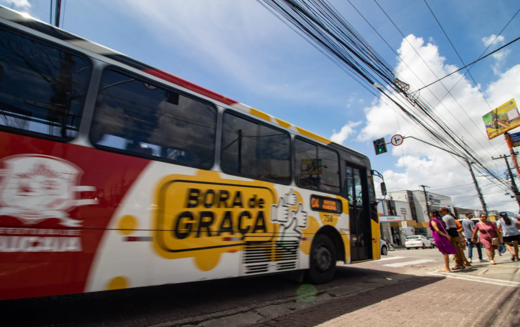 Passe livre faz número de usuários de ônibus quadruplicar em Caucaia. (Reprodução / Foto O POVO)