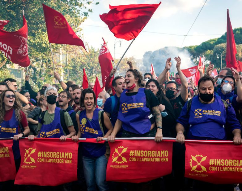 Trabalhadores da GKN podem inspirar a luta contra a crise climática. (Foto de Getty Images)